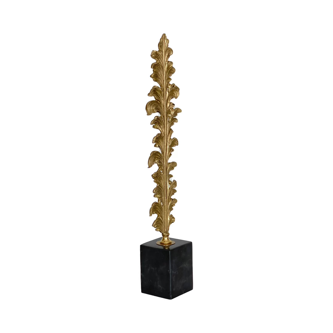 Limited Edition Corinthian Leaf Pedestal Vignette